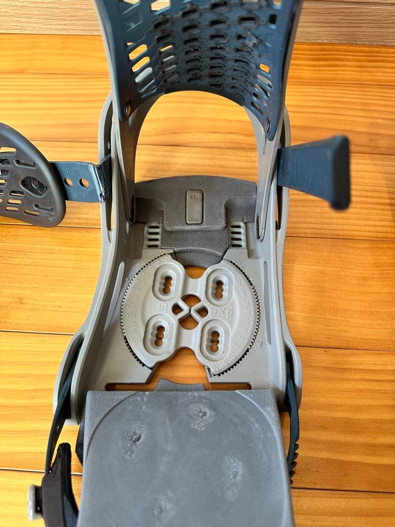 g*n様 BURTON GENESIS TT