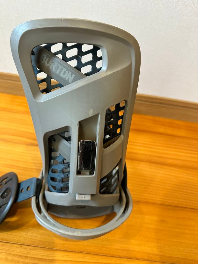 g*n様 BURTON GENESIS TT