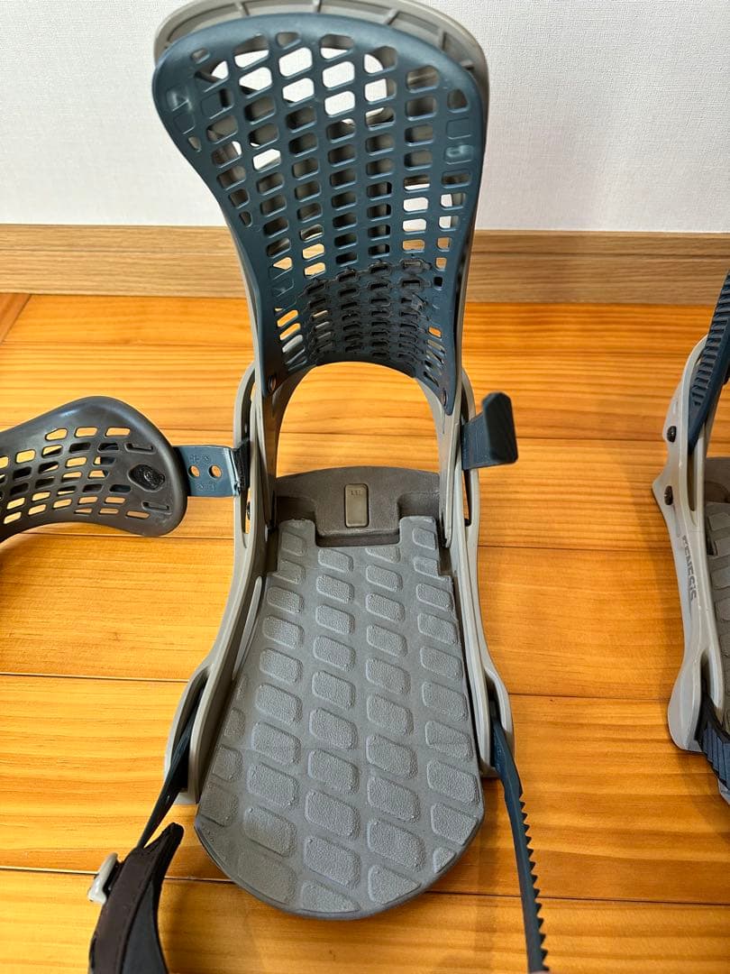 g*n様 BURTON GENESIS TT