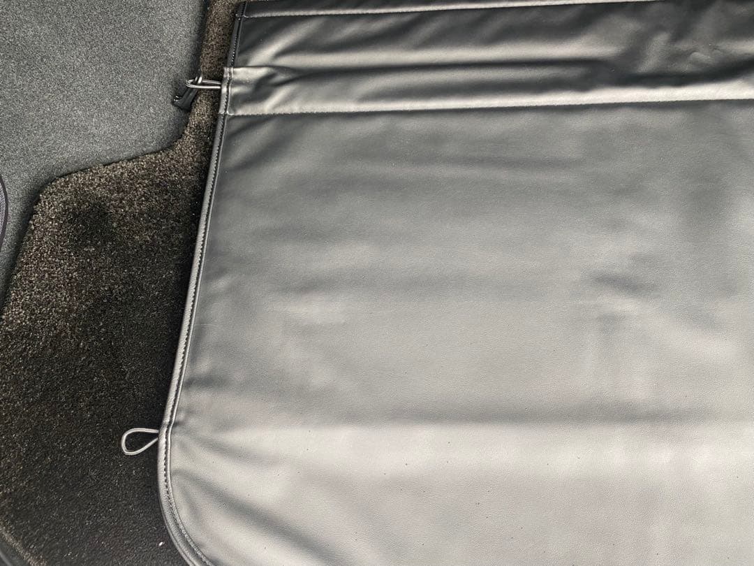 レクサスRX 純正バックドアオープニングガード