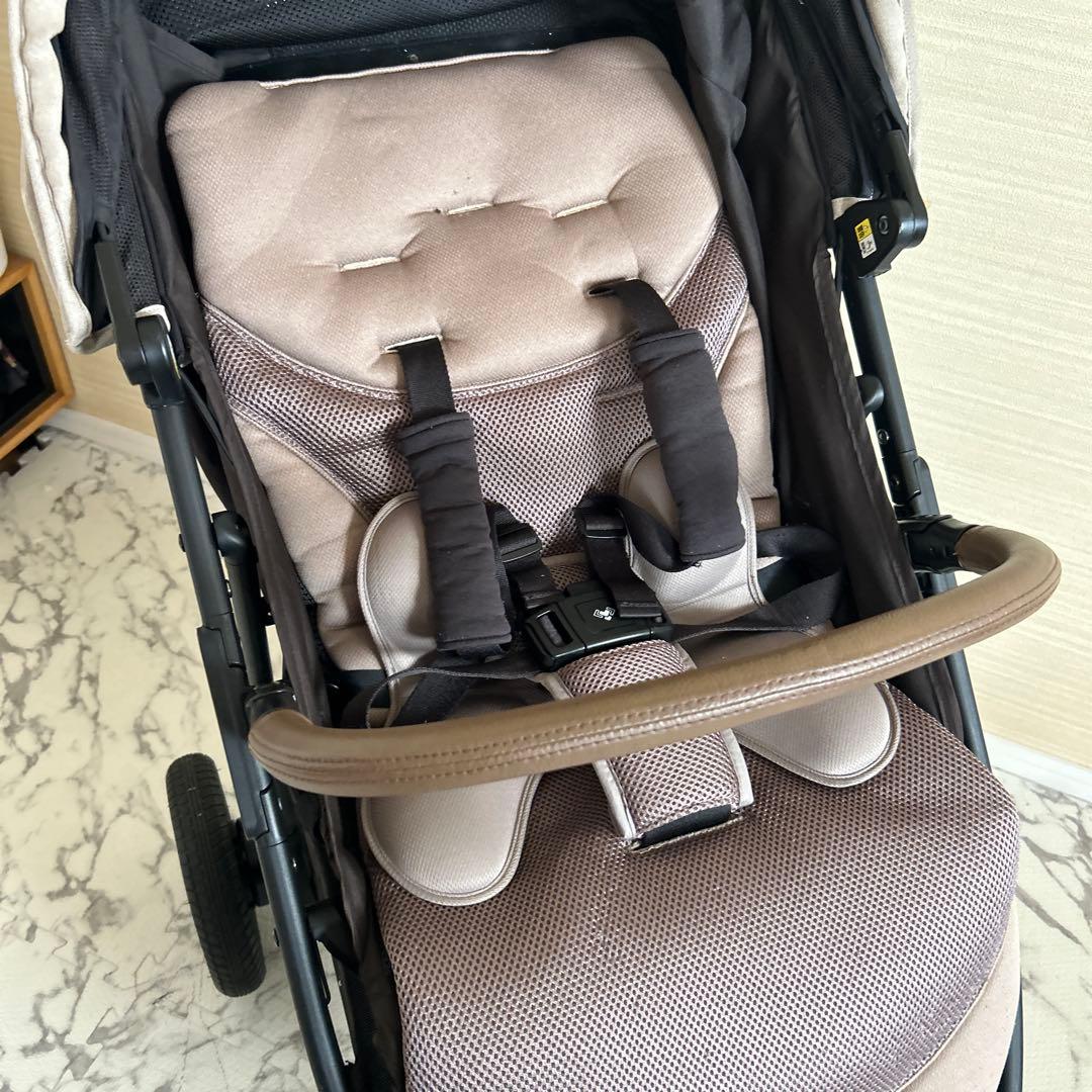 Aprica アップリカ ベビーカー スムーヴプレシャス ベージュ