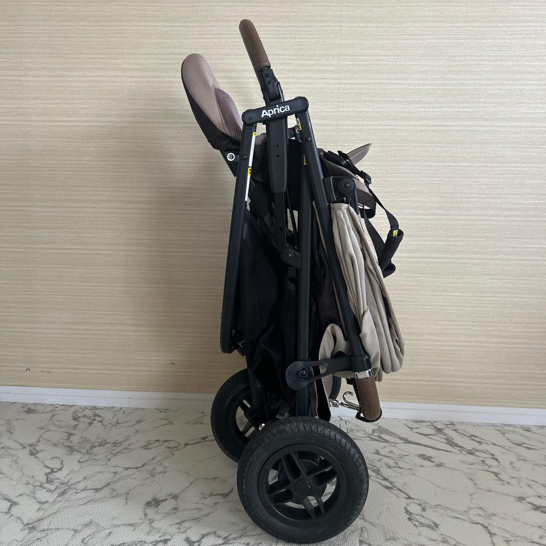 Aprica アップリカ ベビーカー スムーヴプレシャス ベージュ