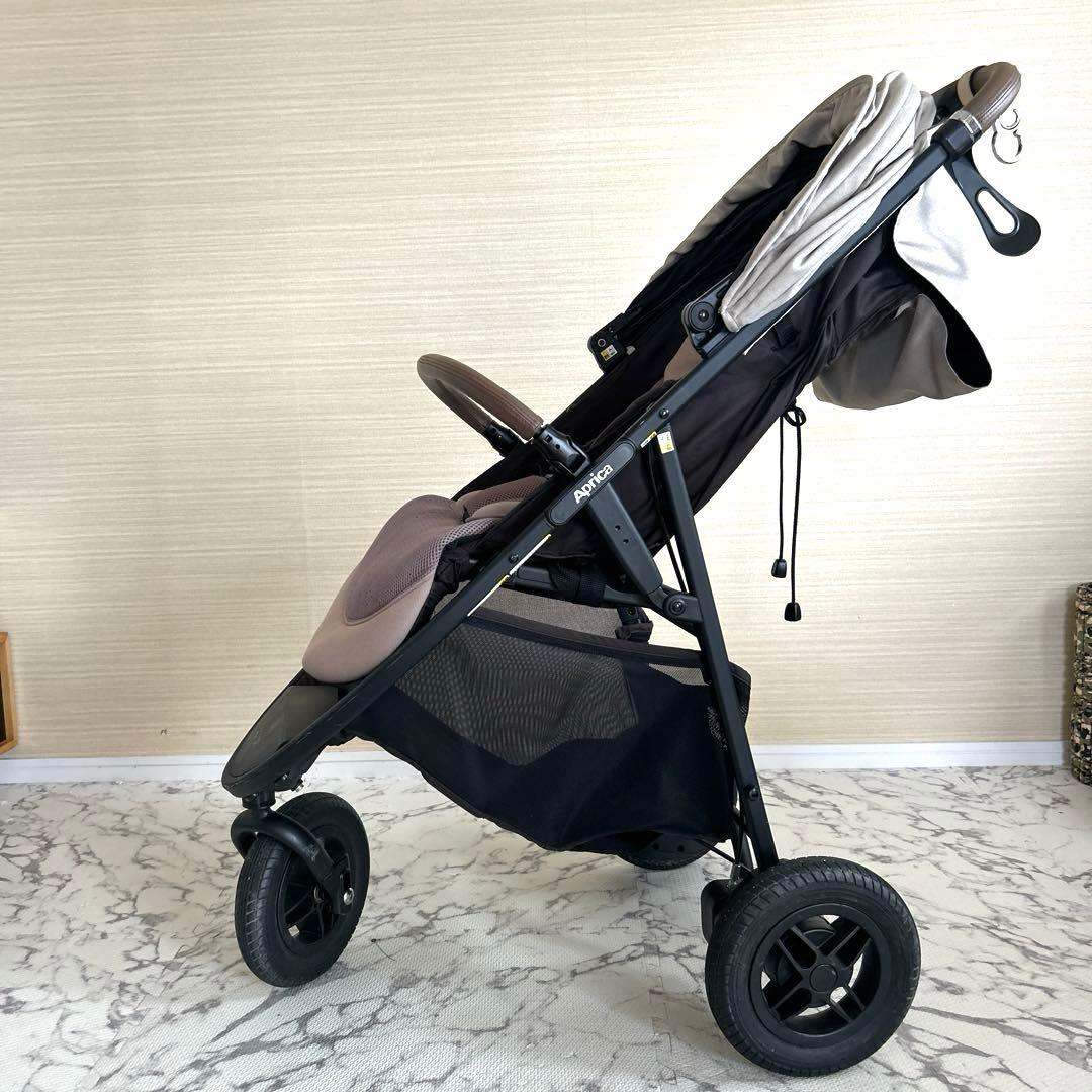 Aprica アップリカ ベビーカー スムーヴプレシャス ベージュ