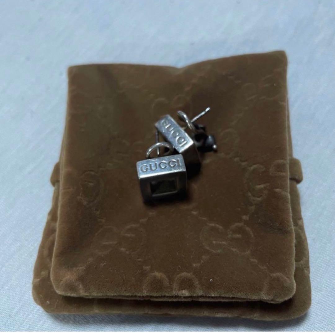 GUCCI グッチ　ピアス　シルバー