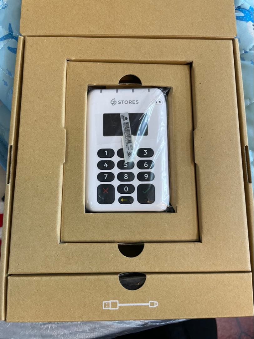 STORES ターミナル決済端末　カードリーダー 旧Coiney 未使用品