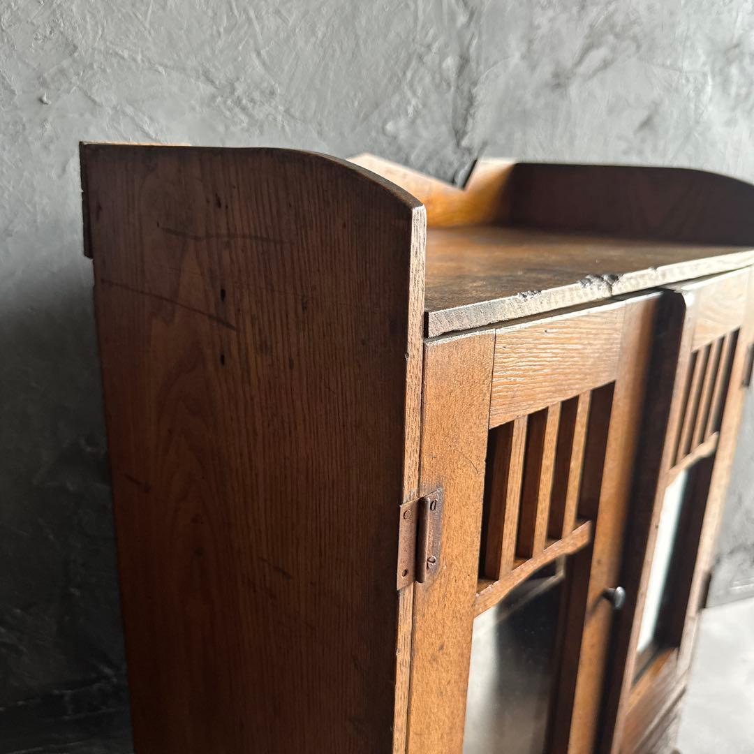 瞬間的お値下げ❗️ヴィンテージ　ミニガラス戸棚　食器棚　書棚