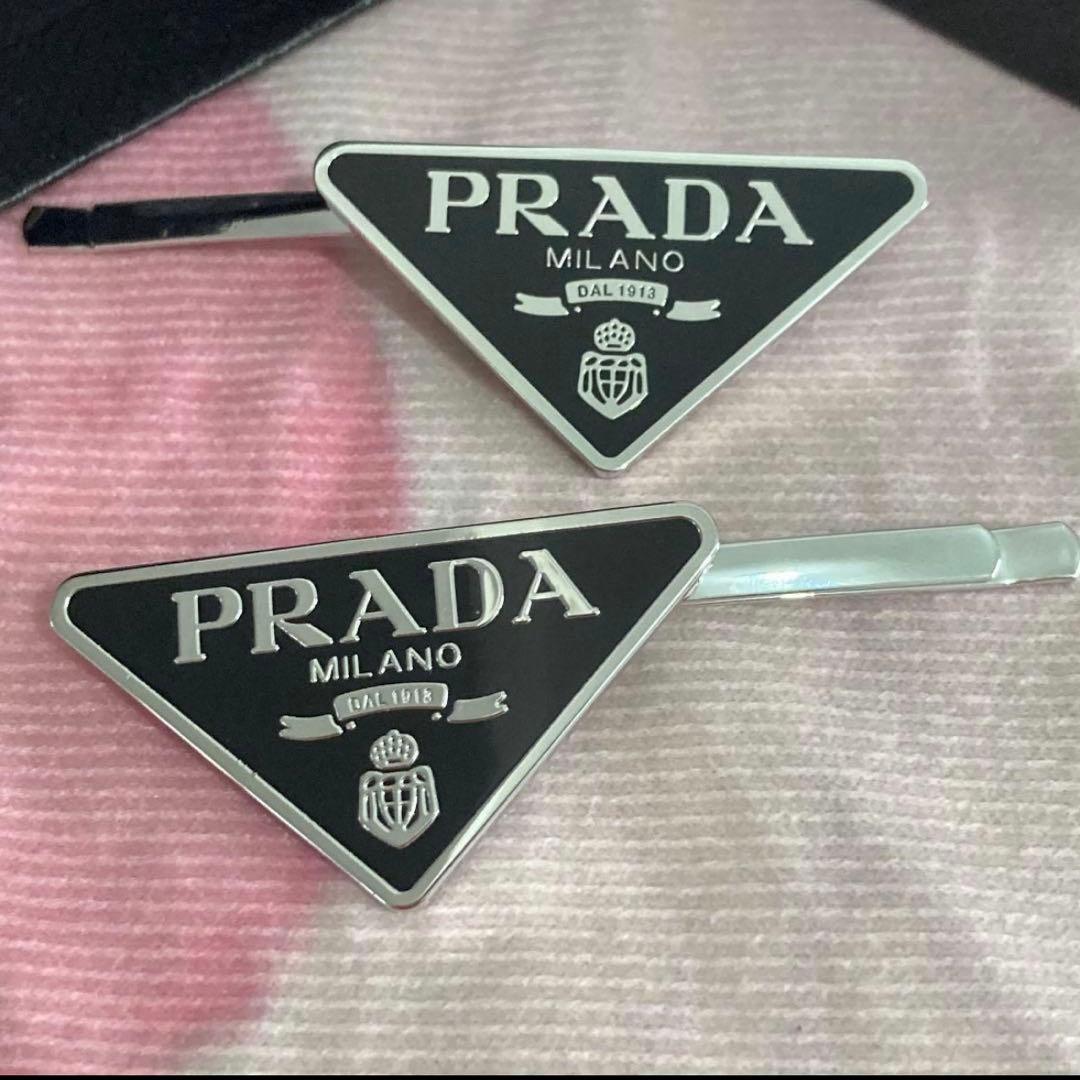 Prada ヘアピン 美品