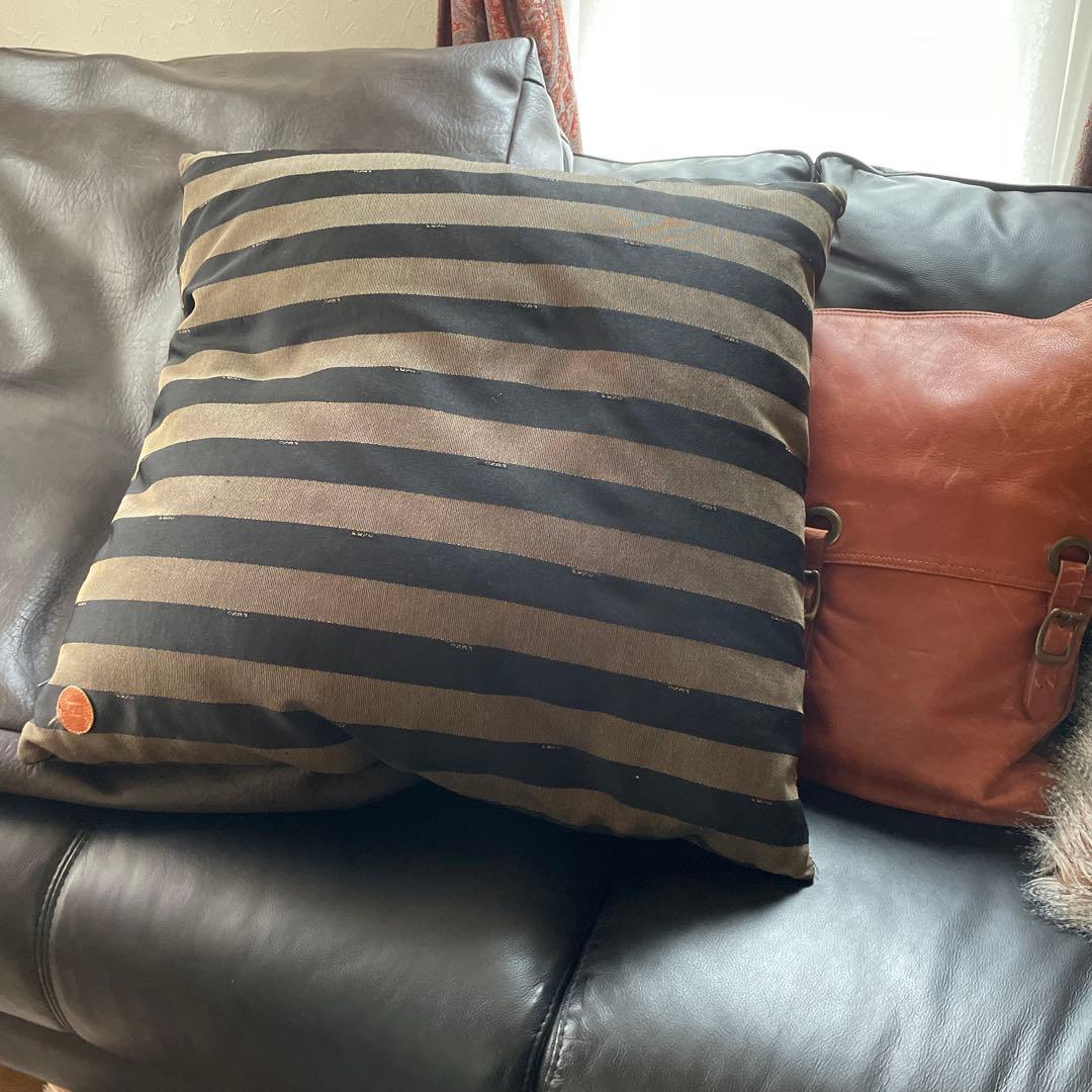 FENDI フェンディ ペカン クッションカバー