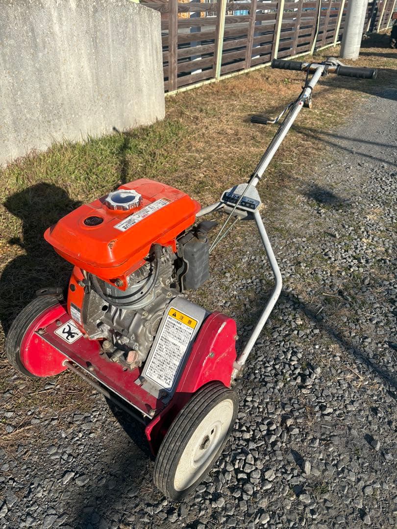 バロネス　芝刈り機　GS120-20 ガソリンエンジン