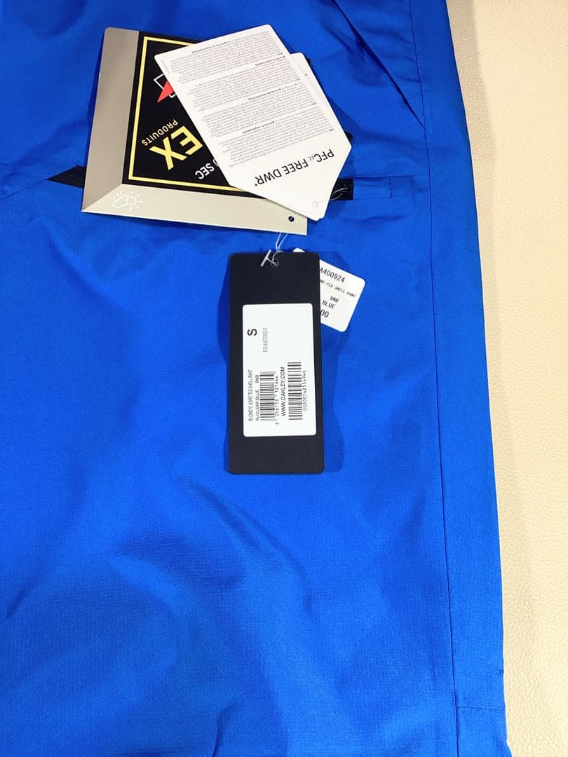 新品　オークリー（JPN　M）バッカイ・ゴアテックス シェルパンツ