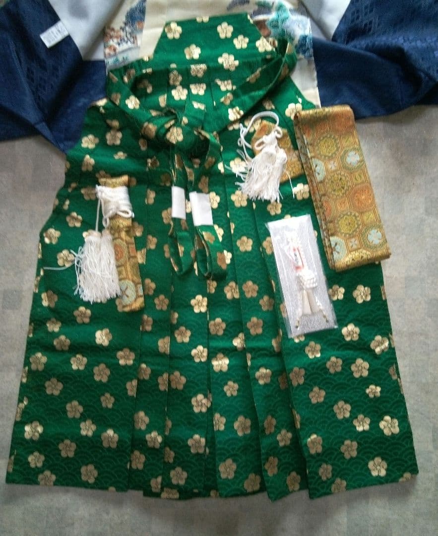 美品【七五三5歳用】羽織金蘭袴セット