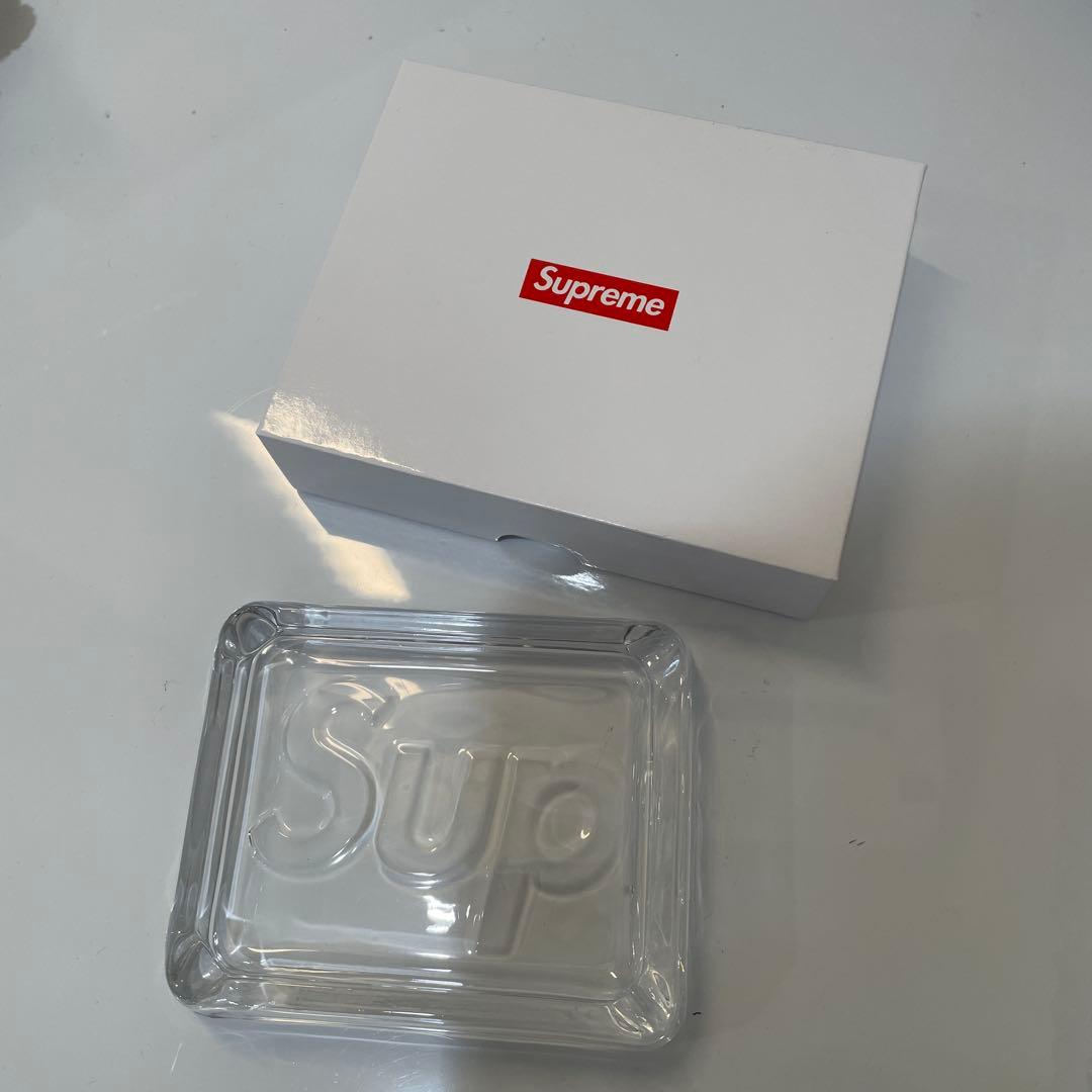 Supreme 灰皿