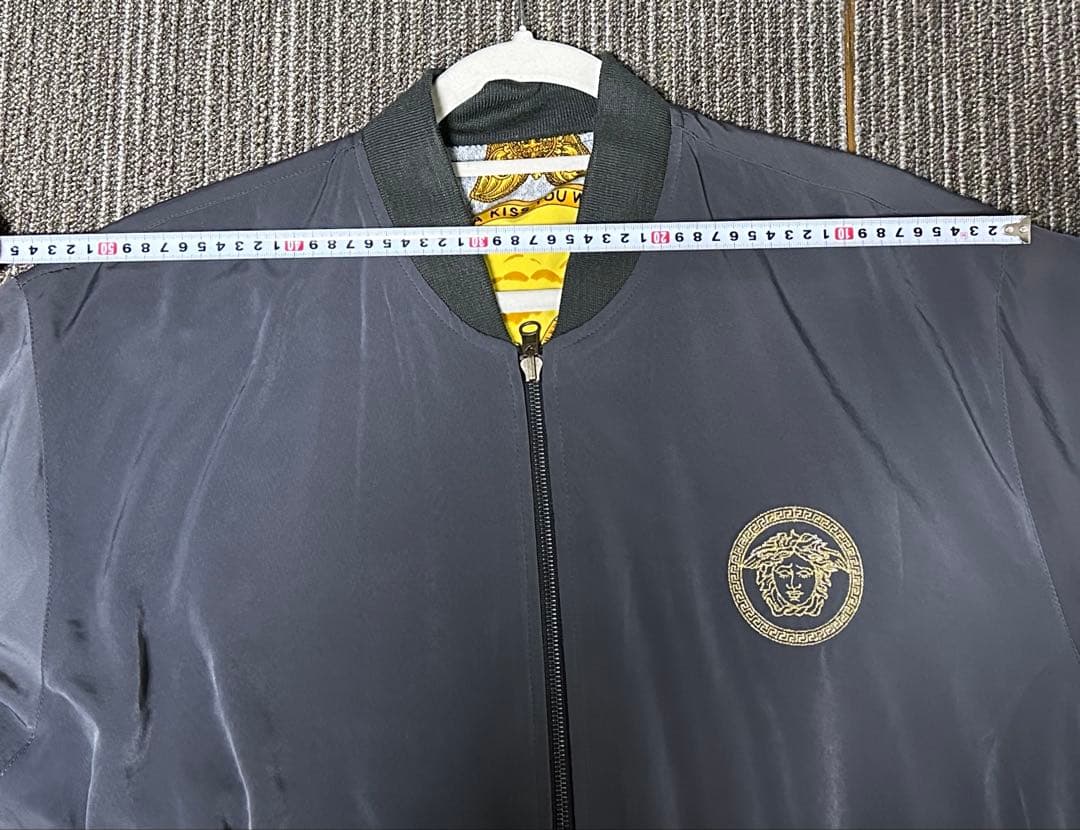 【週末まで値下中】ベルサーチ　ナイロン　ジャケット　リバーシブル　ブルージーンズ