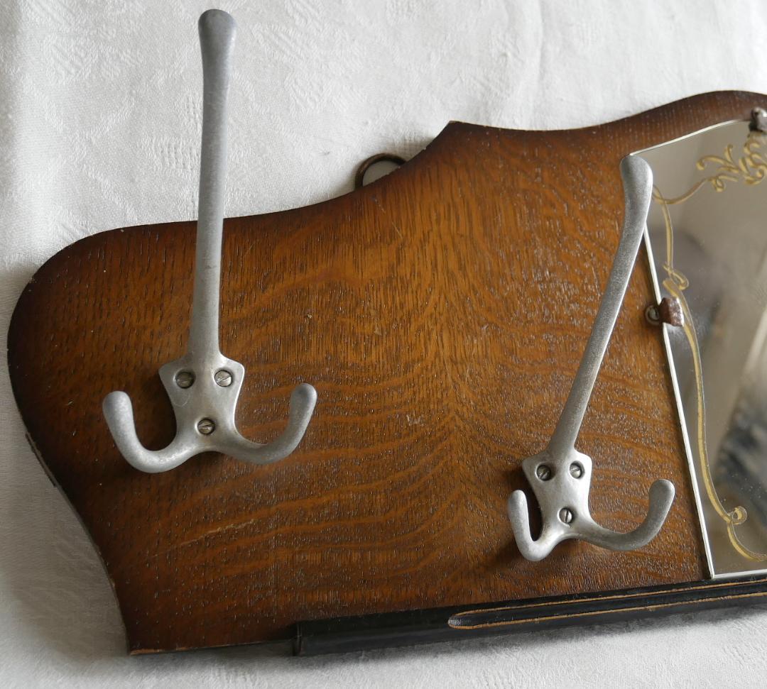 イギリス製アンティーク　ミラー付き木製ハンガーラック