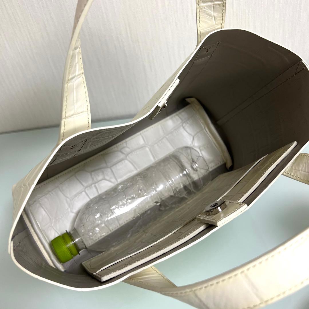 『未使用級』PELLE MORBIDA ペッレモルビダ　クロコ型押し　トート