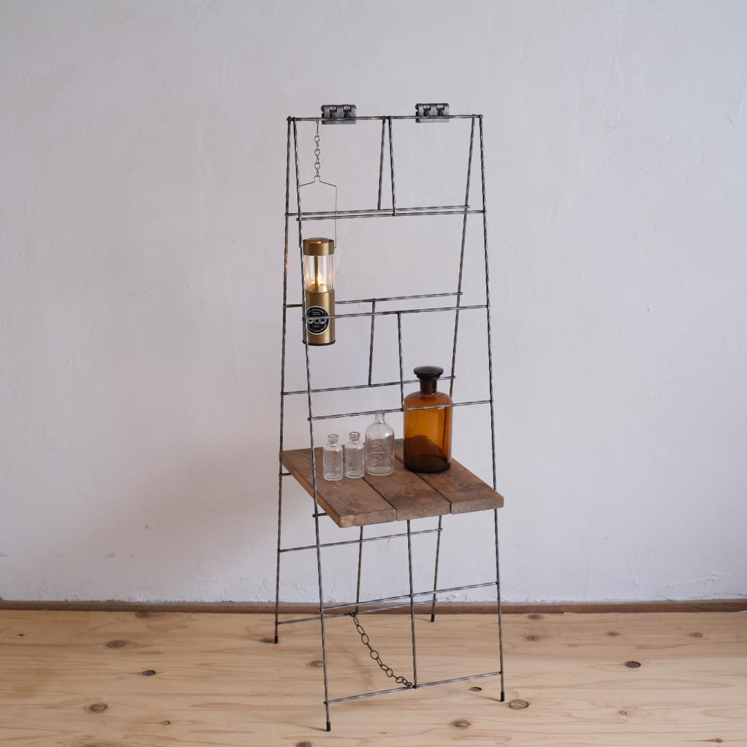 無骨なアイアン脚＆ウッドの飾り棚ｐ アトリエ ラック 蚤の市