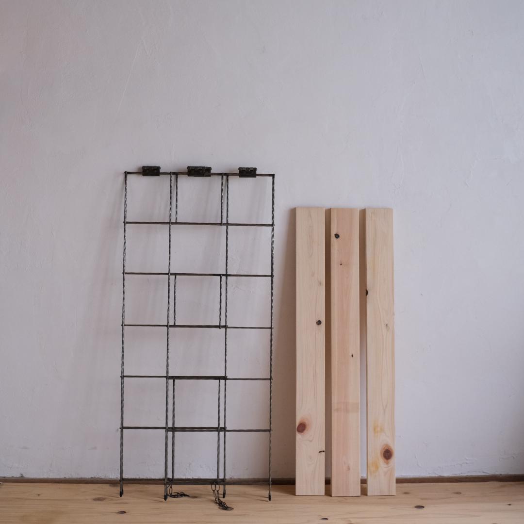 無骨なアイアン脚＆ウッドの飾り棚ｐ アトリエ ラック 蚤の市