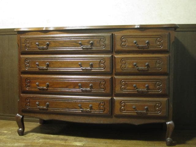 ルーマニア製 オーク材 猫脚 クラシック 8ドロアー サイドボード チェスト