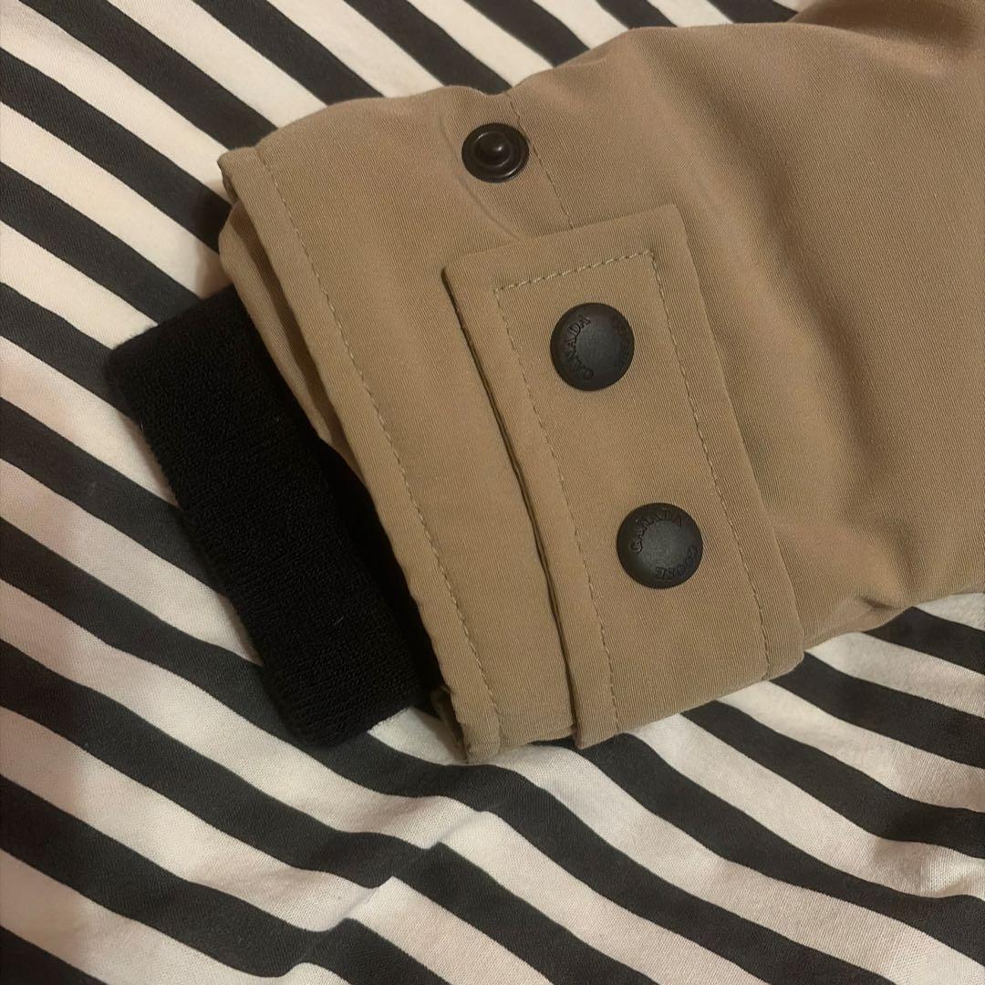 カナダグースダウンジャケット ベージュ