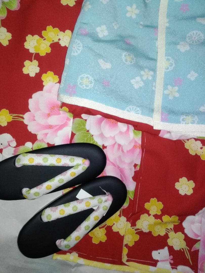 ポンポネット七五三3歳 女の子セット.着物.被布.巾着 髪飾り 草履 長襦袢 W