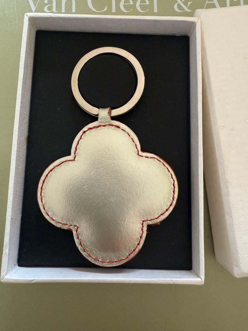 【新品】Van Cleef & Arpels キーホルダー・チャーム