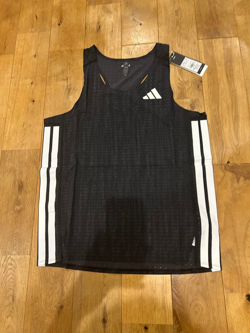 adidas ADIZERO ランニングシングレット