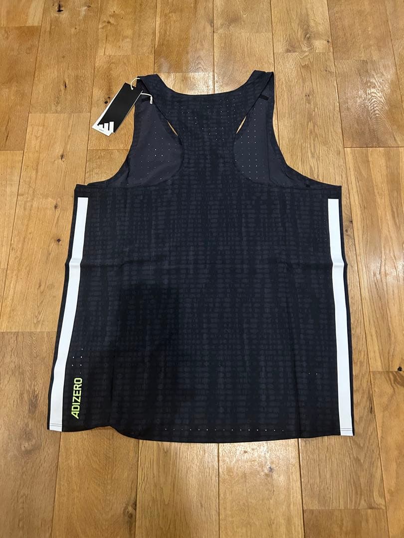 adidas ADIZERO ランニングシングレット