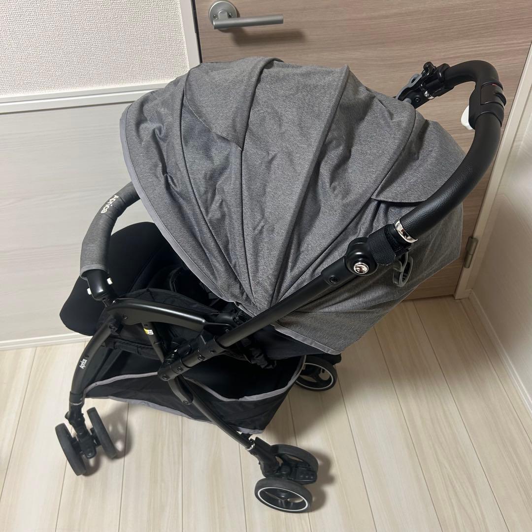 Aprica ベビーカー ブラック　ラクーナエアー　コンパクト