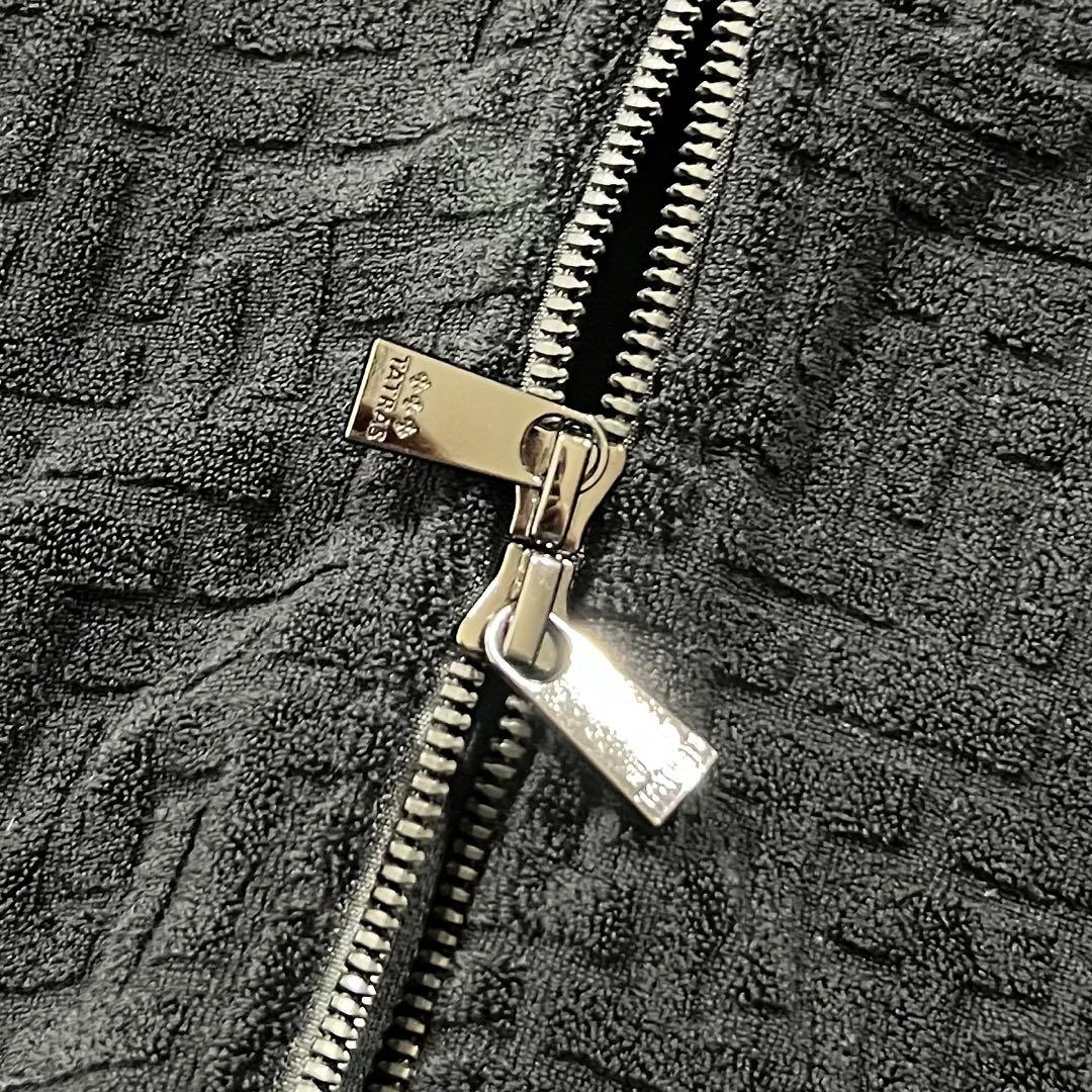 タトラス DOVINO 2024年製 ダブルジップ パーカー 黒 ブラック M