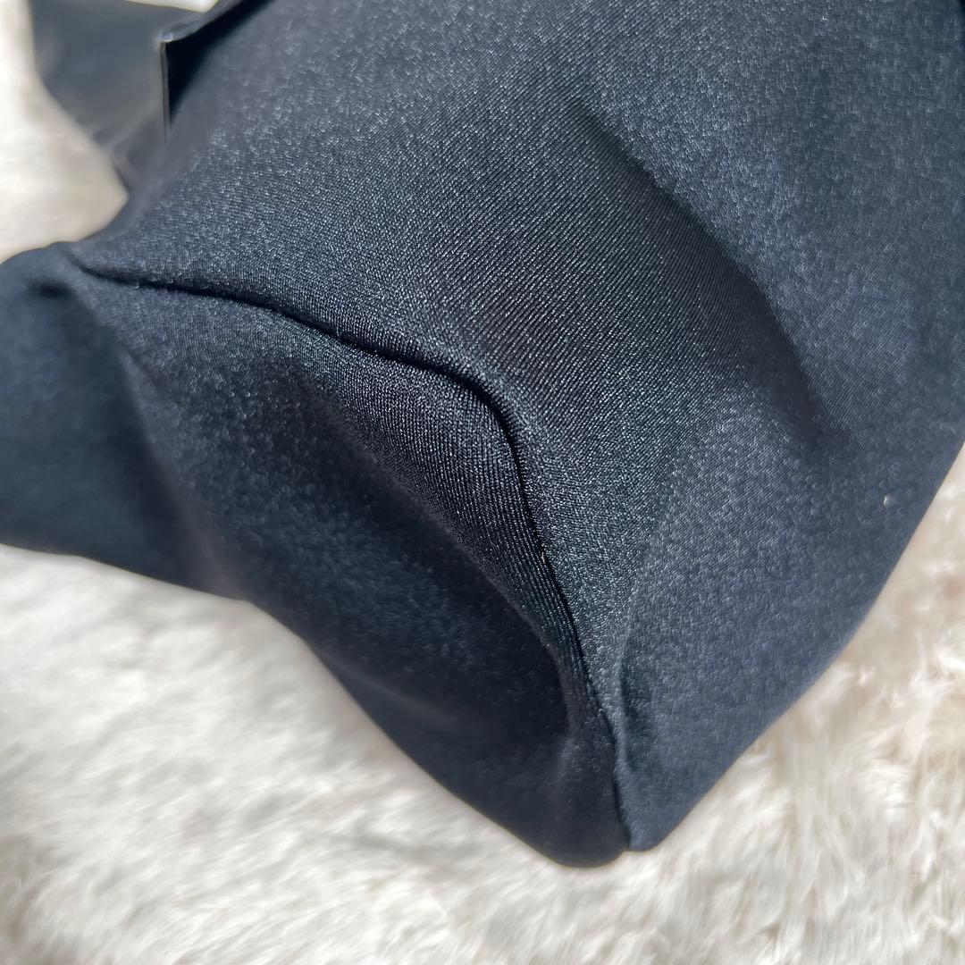 美品✨　kawa-kawa カワカワ　トートバッグ　wet S ブラック