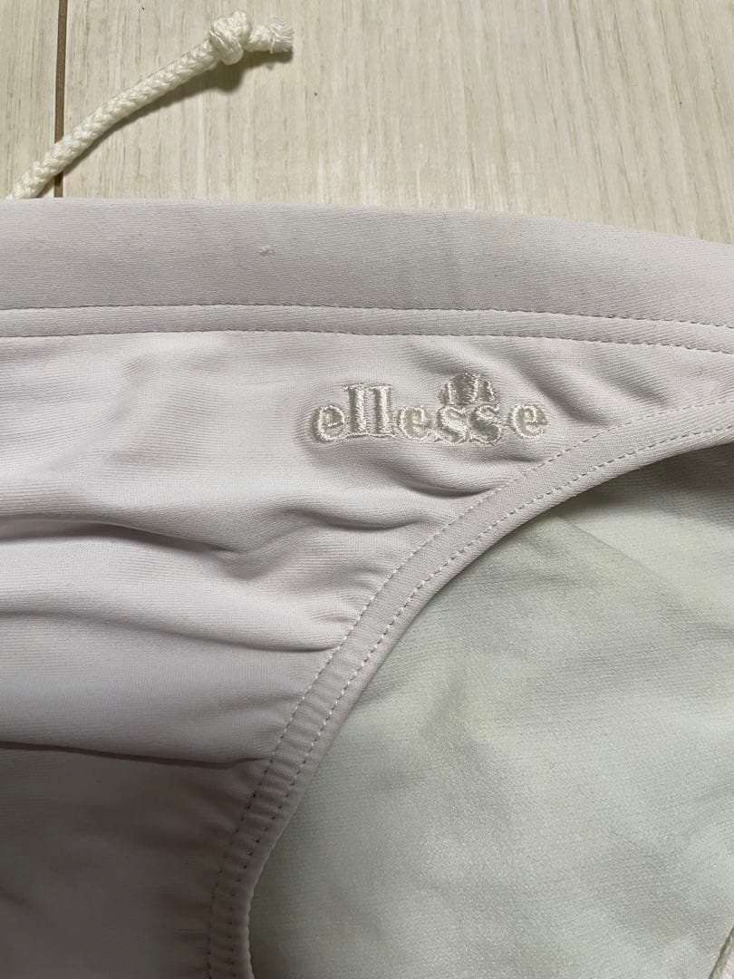 再！値下！ellesse swim 競パン水着 Lサイズ 白