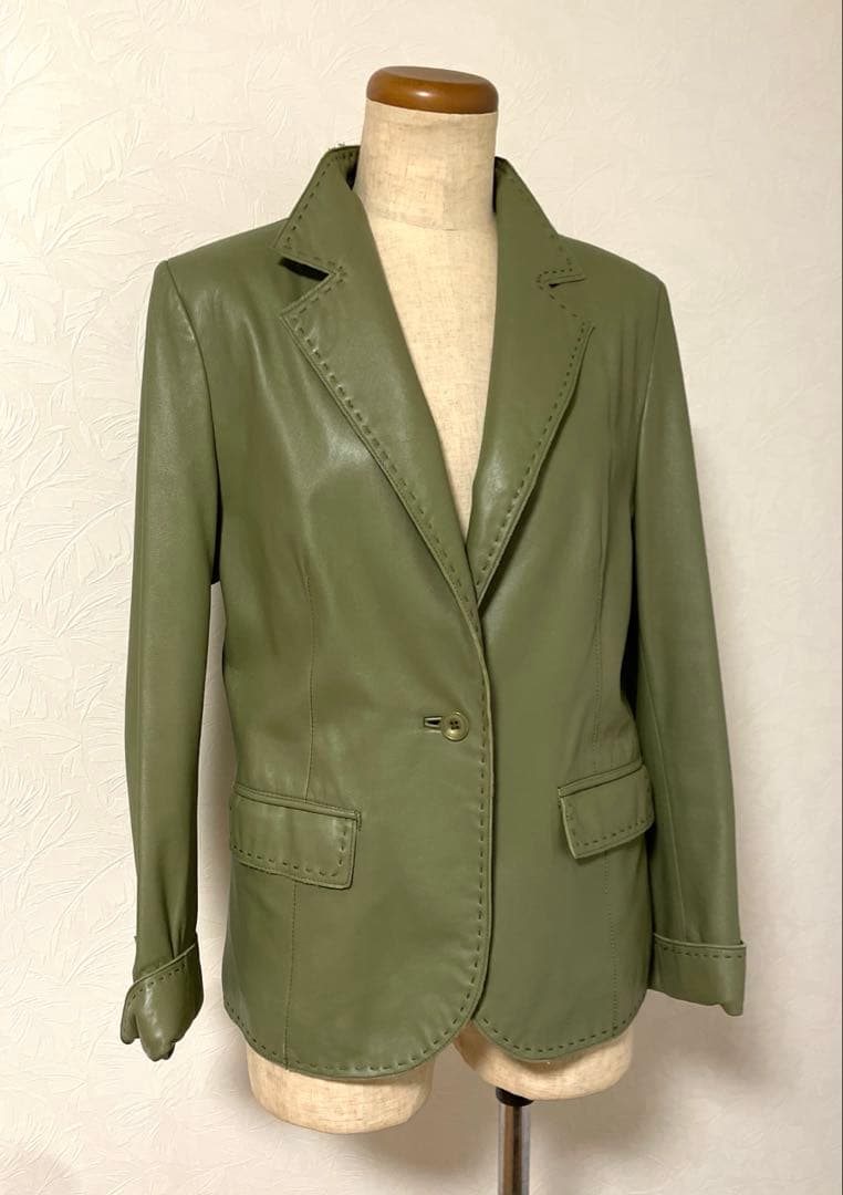 【BALMAIN】グリーンラムレザージャケット