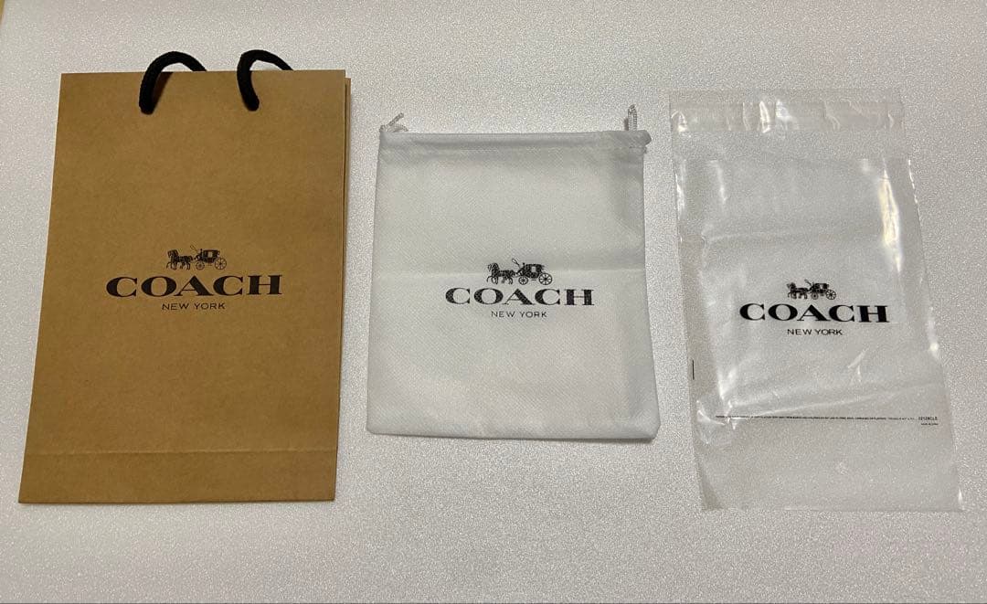 【新品未使用】COACH コーチ 二つ折り財布 ブラック