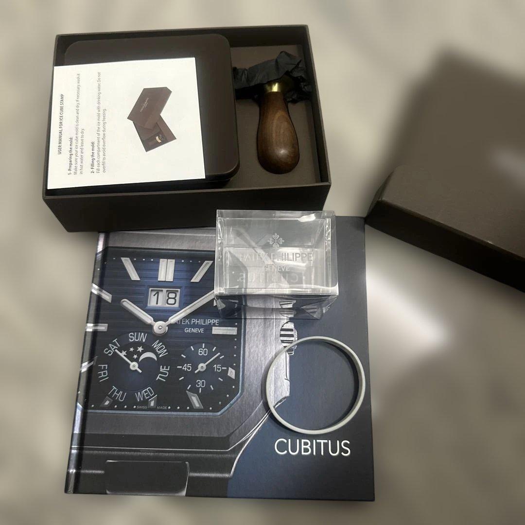 Patek Philippe Cubitus ノベルティグッズ