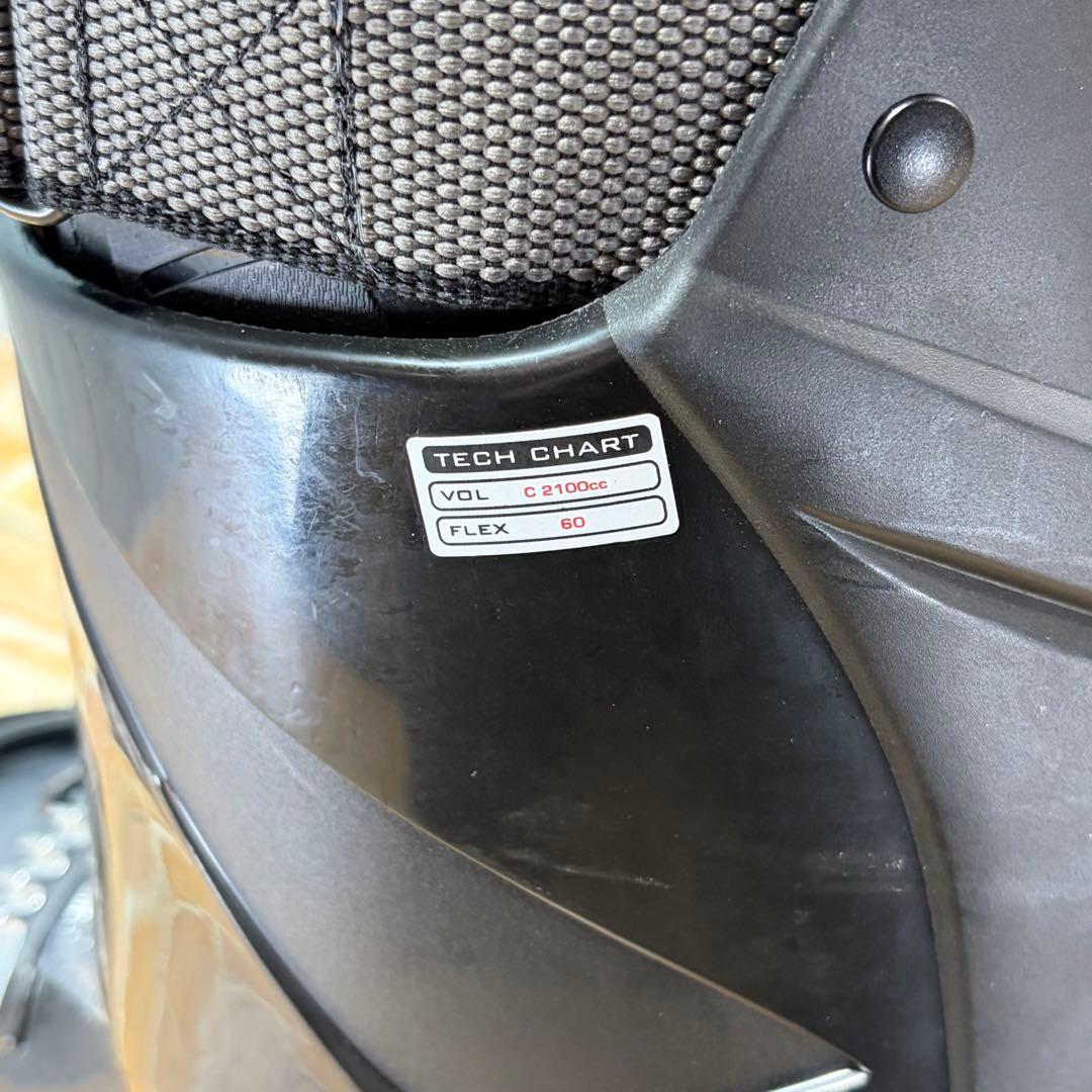 HEAD スキーブーツ CARVE 7.5 31-32㎝