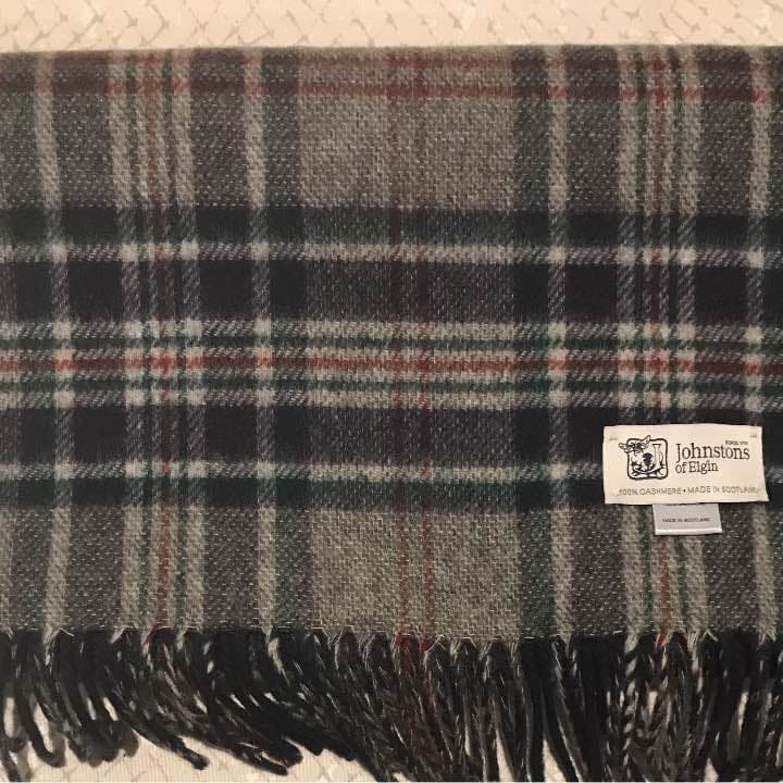 Johnstons of Elgin マフラー 未使用品