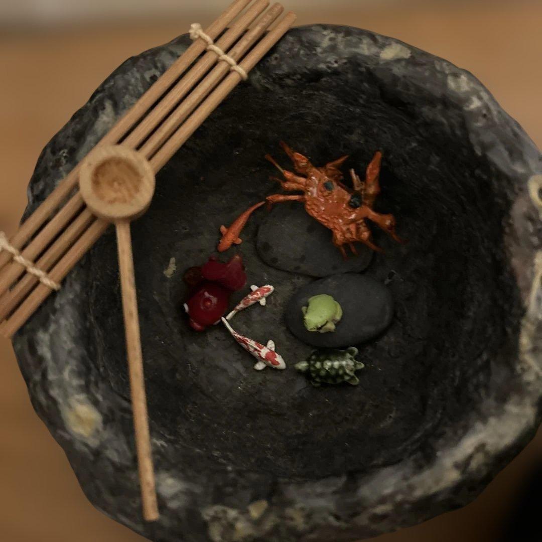 つくばい　水鉢　ミニチュア　カエル　鯉　亀　蟹　釣り人　ミニチュア