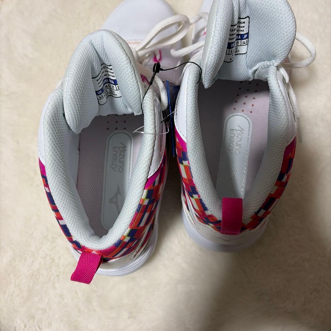 定価税込16500円！ミズノ　ウェーブダイバーズLG4 Ltd 24.5㌢新品