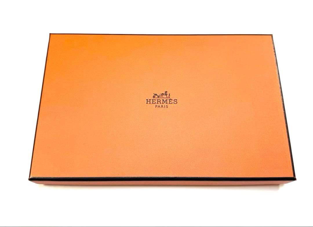 HERMES ブラック レザー 長財布 2025年製