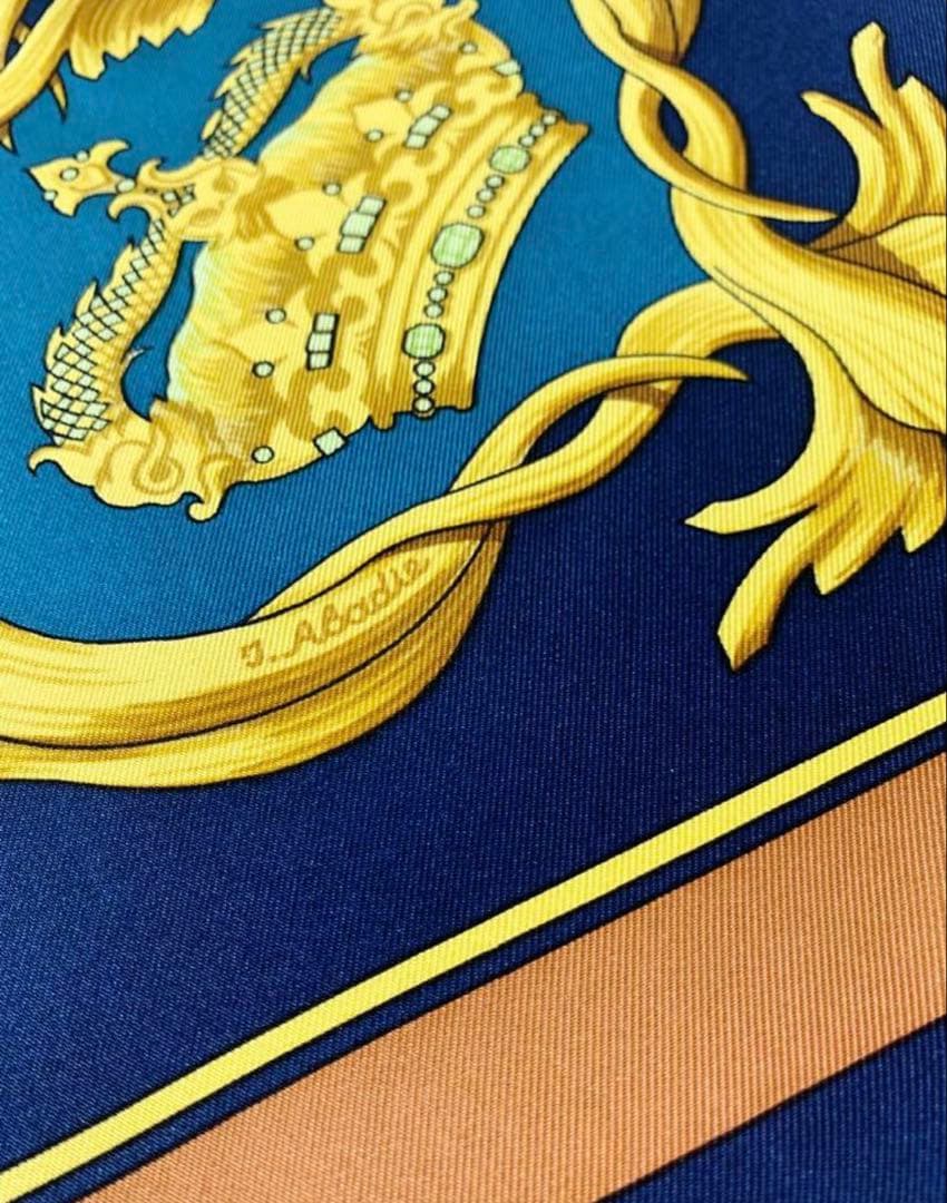 美品 Hermès シルク スカーフ Couronnes エルメス カレ 90