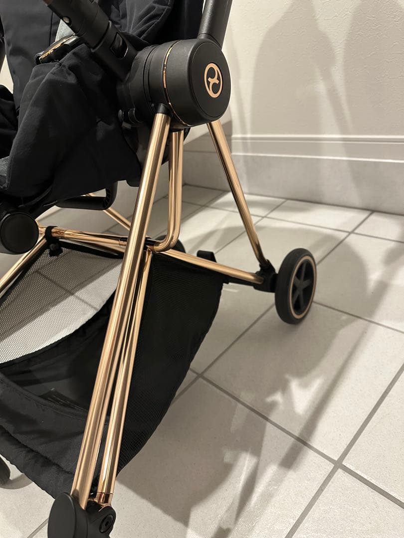 【美品】2024年正規購入　サイベックス　ミオス　ローズゴールド　セピアブラック