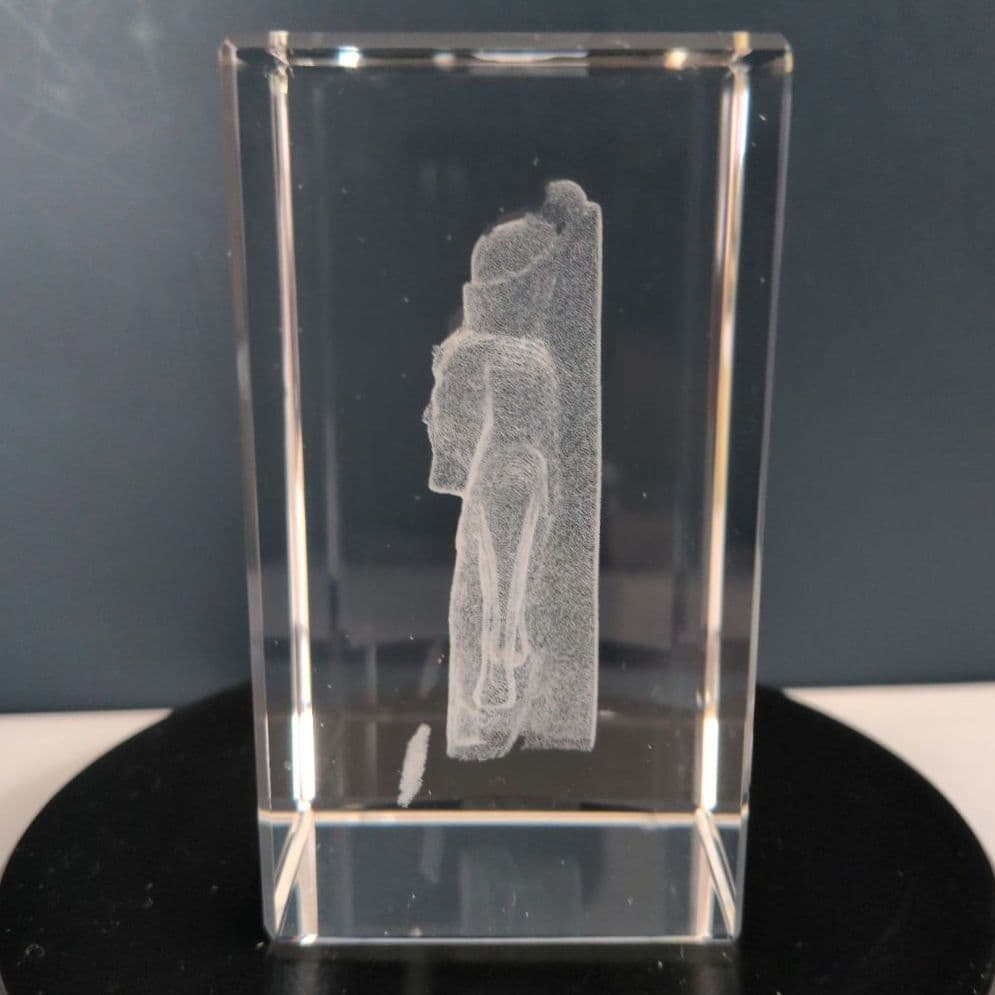 ラムセス２世 クリスタル 置物 エジプト Made in Egypt