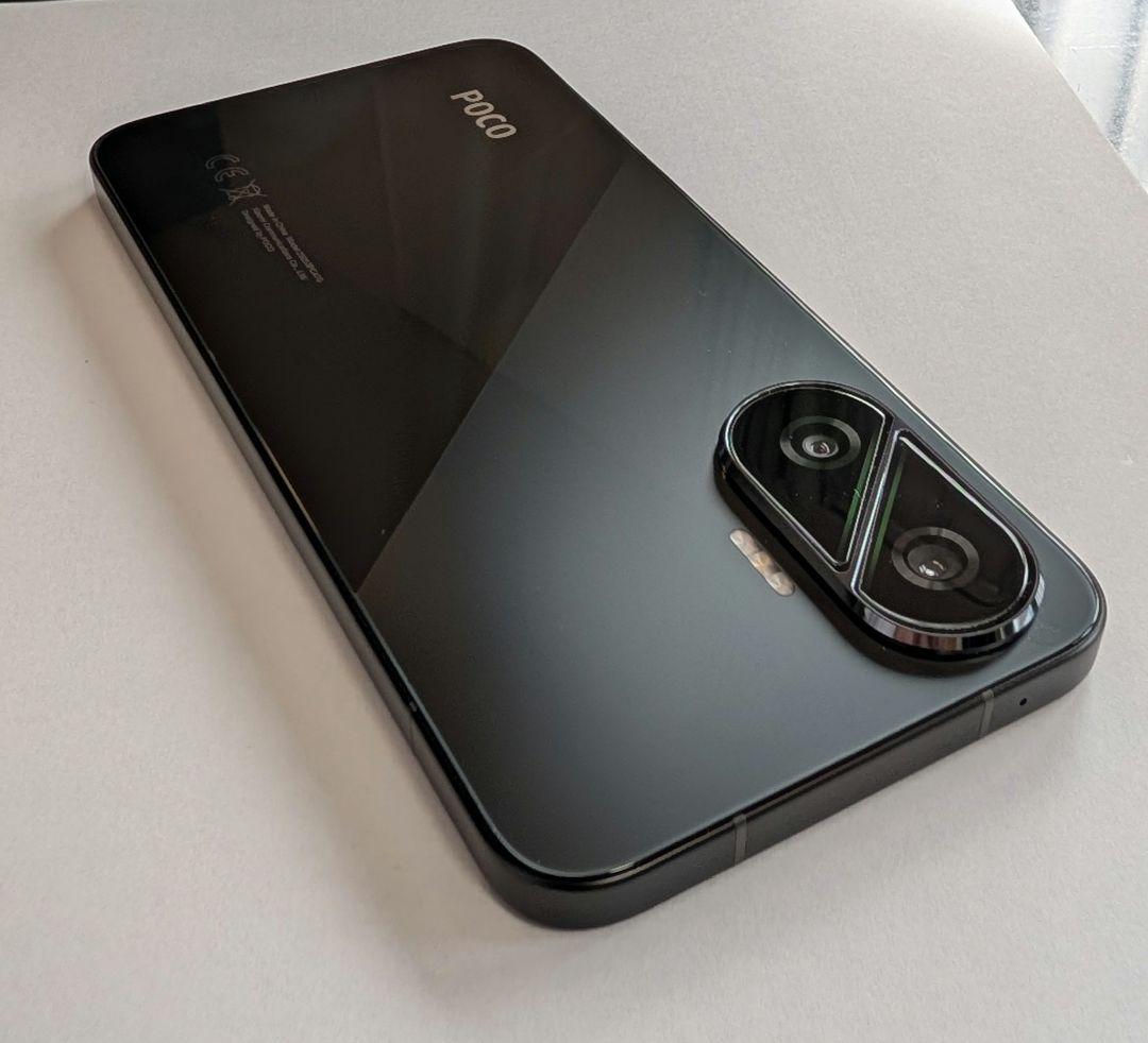 【美品】POCO F7 [ブラック] [12GB/256GB]