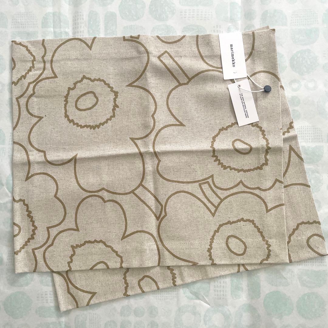 新品未使用 マリメッコ ウニッコプレイスマット 35×40cm 2枚セット