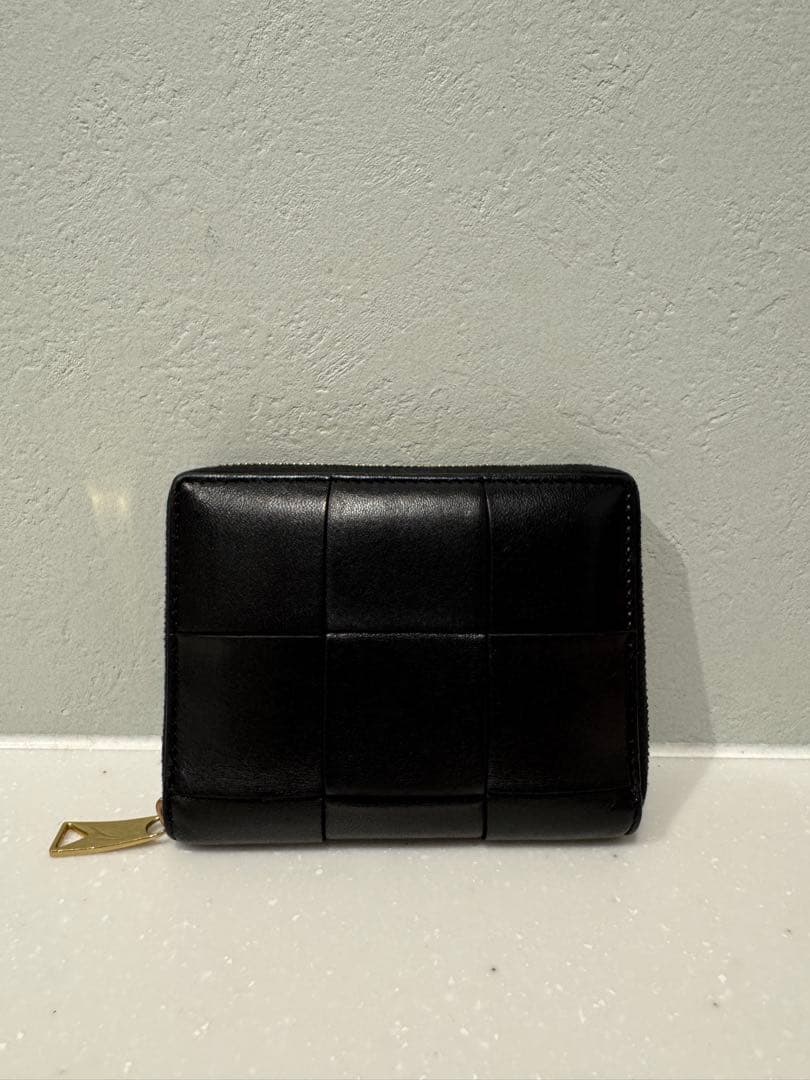 ボッテガ・ヴェネタ BOTTEGA VENETA ラウンドファスナー二つ折り財布