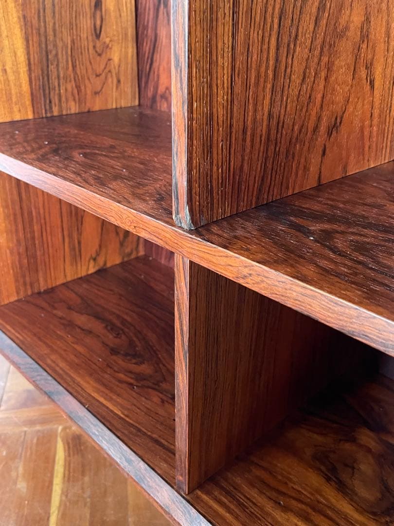 北欧 デンマーク ヴィンテージ ローズウッド ブックシェルフ