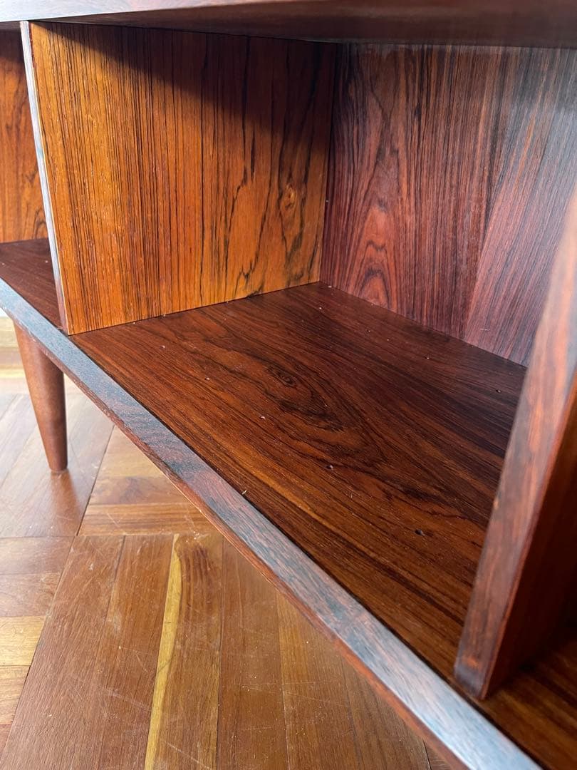 北欧 デンマーク ヴィンテージ ローズウッド ブックシェルフ