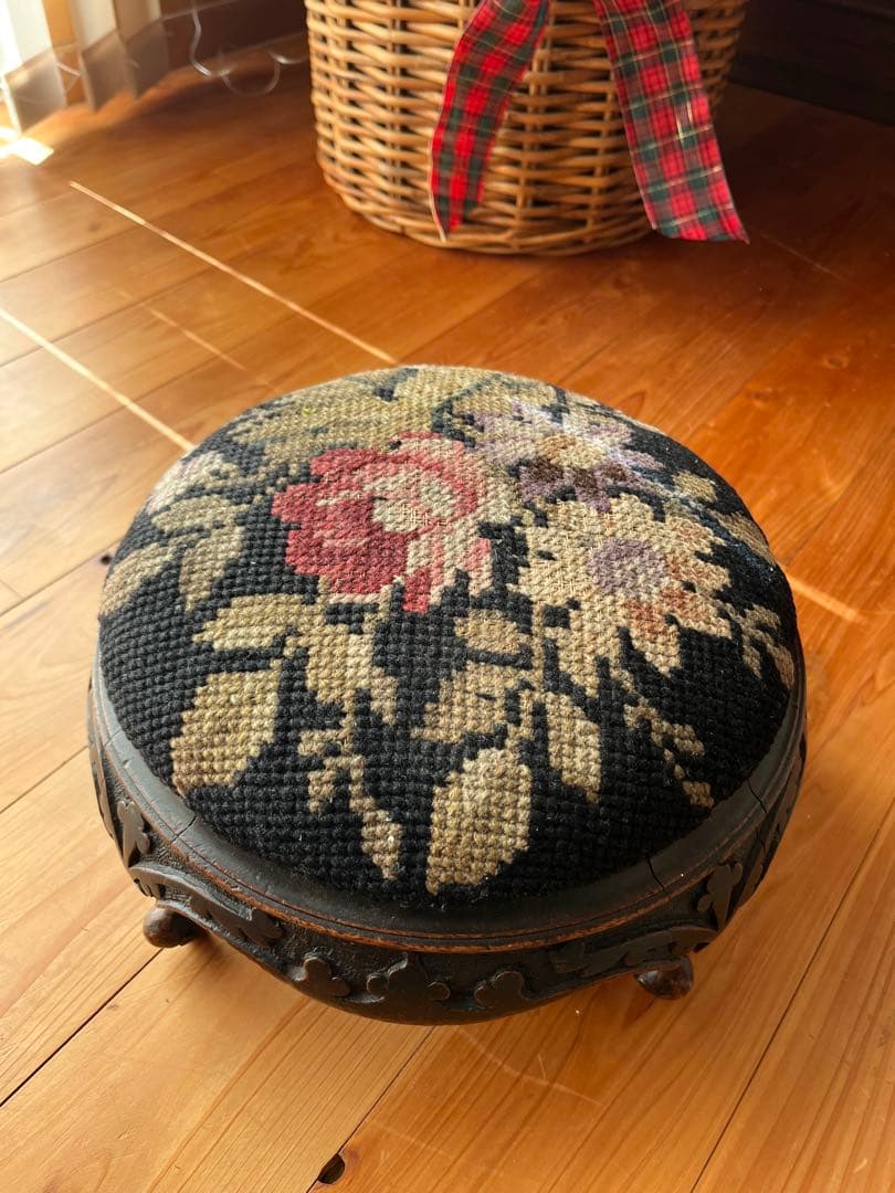 アンティーク　イギリス　フランス　オットマン　プチポワン②