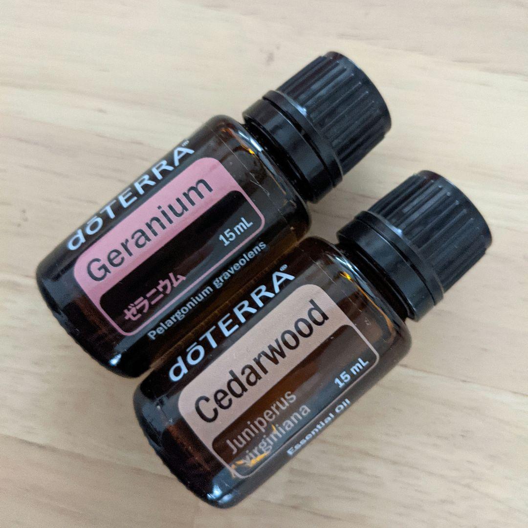 ドテラ　doTERRA 　ゼラニウム&シダーウッド15ml 　新品未開封