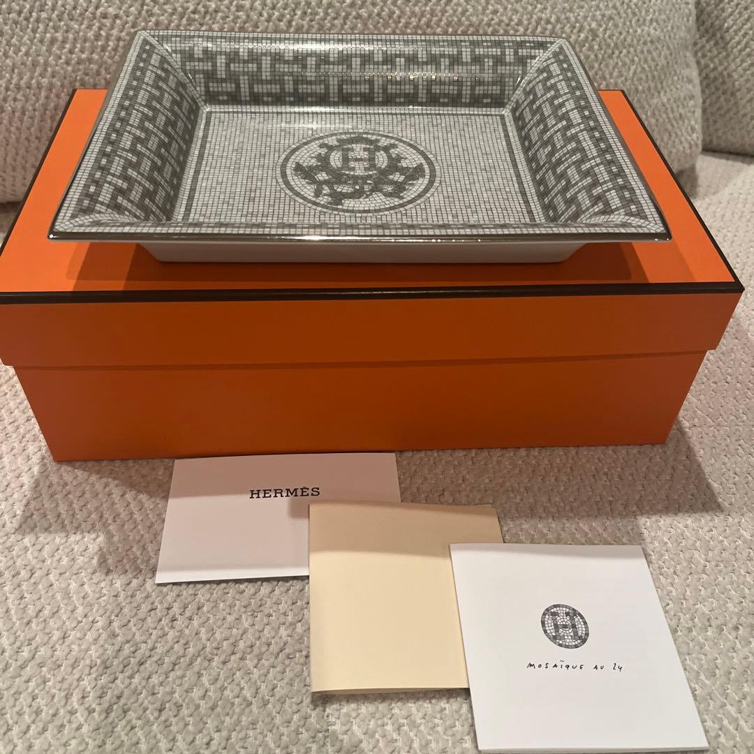 HERMES モザイクトレイ 約30cm x 25cm 陶器製